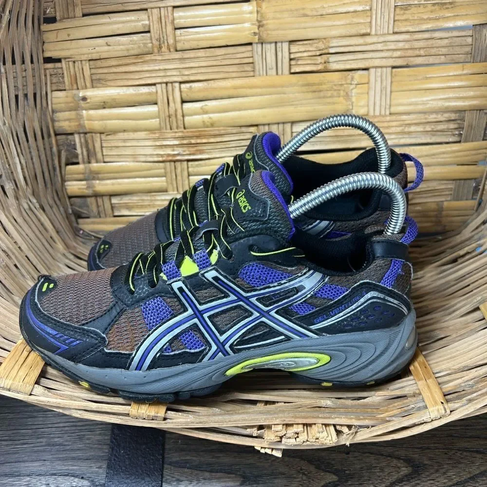 ASICS‎ - Picture 3 of 7